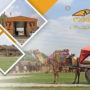  Farm stay Madhavgarh Farm &