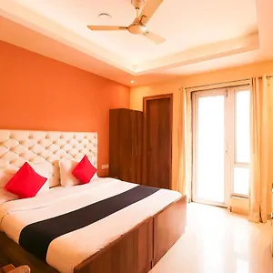 3* Hotel Capital O 666 Gd House