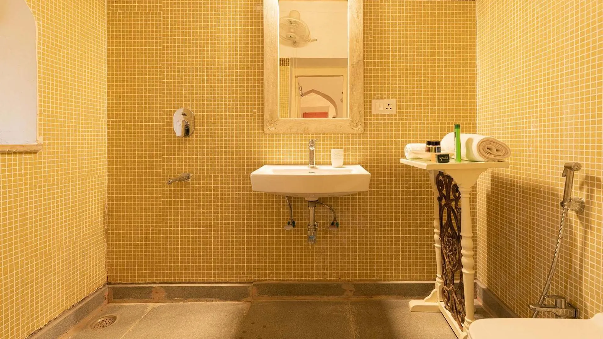 Khohar Haveli With Complimentary Breakfast And Outdoor Pool Villa Gurgaon India